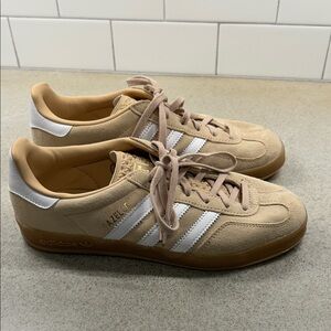 Adidas Gazelle Women's Tan and White Sneakers